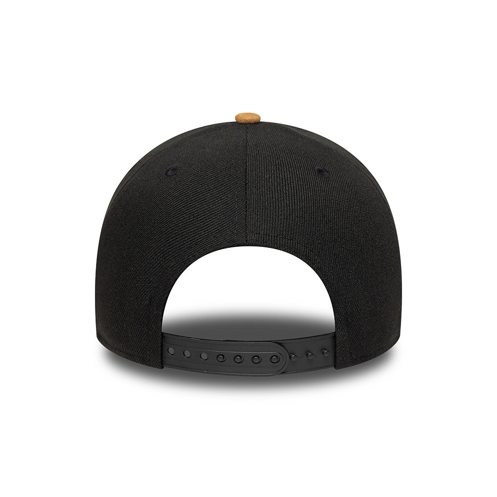 Gorra Snapback 9FORTY A-Frame MLB Suede Visor New York Yankees de New Era - Negro-Camel