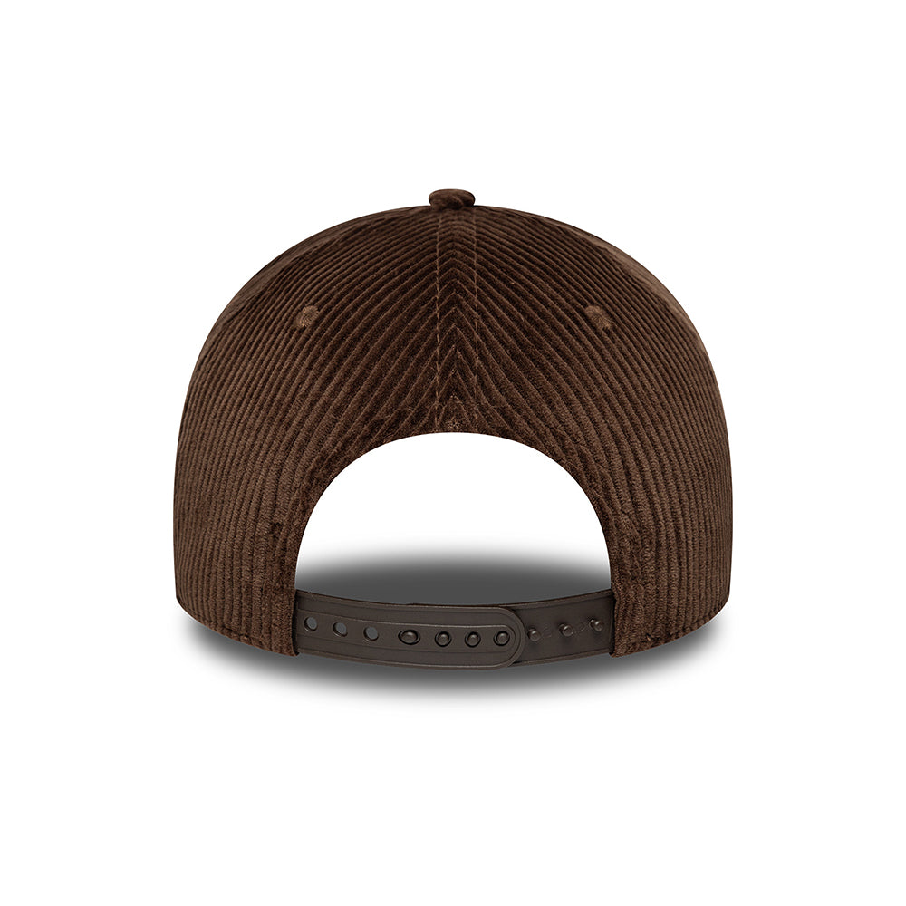 Gorra Snapback 9FORTY A-Frame NE Patch Cord de New Era - Marrón