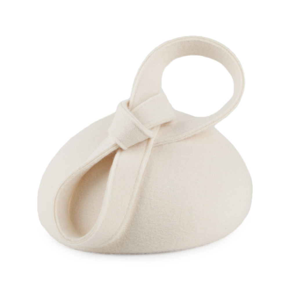 Sombrero Pillbox Carlita de lana con espiral de Whiteley - Blanco invernal