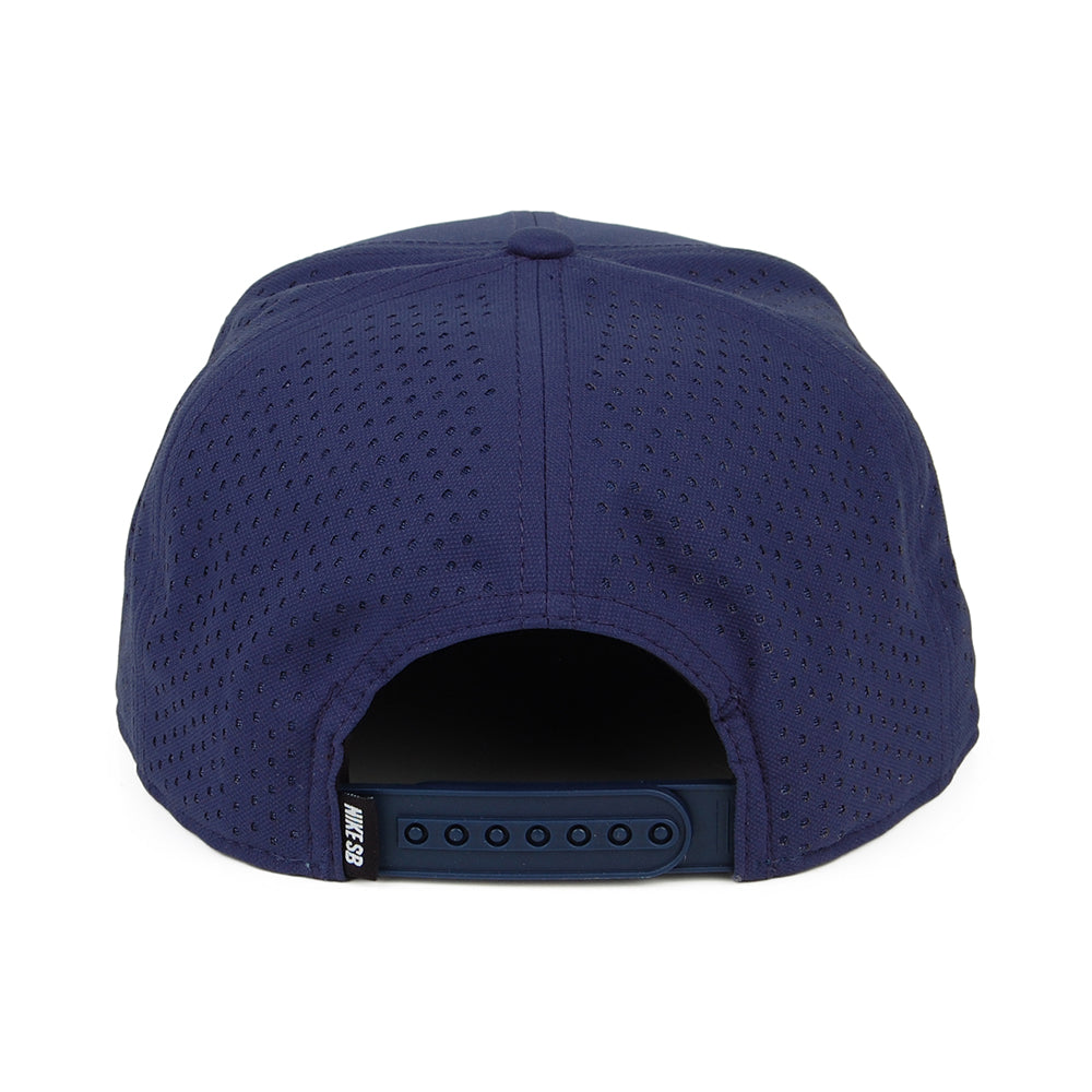 Gorra Trucker Aerobill 2.0 Pro de Nike SB - Azul Marino-Rojo
