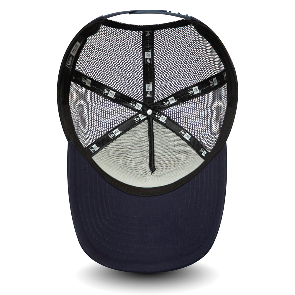 Gorra Trucker de pana Fabric Patch de New Era - Azul Marino