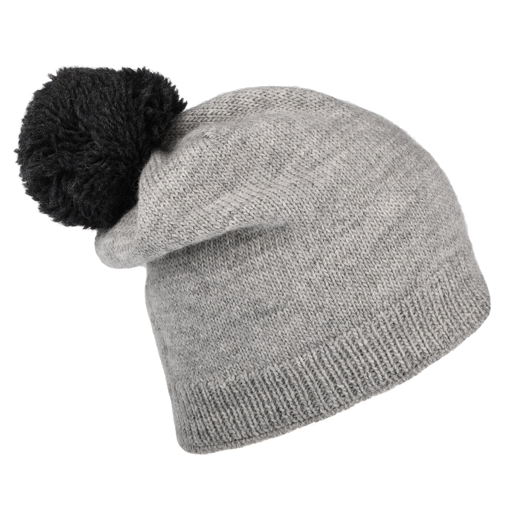 Gorro tejido Contrast con pompón de Kusan - Gris