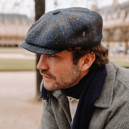 Gorra Newsboy redonda Le Curieux de Harris Tweed de City Sport - Azul Marino-Ladrillo
