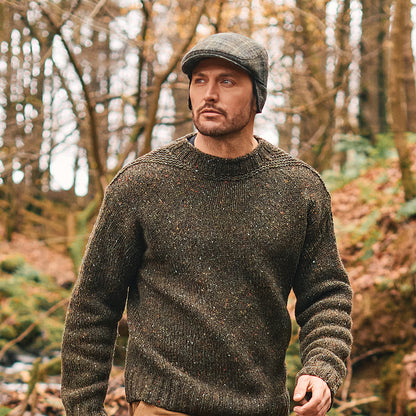 Gorra plana Oban de Harris Tweed a cuadros con orejeras de Failsworth - Verde Musgo Oscuro
