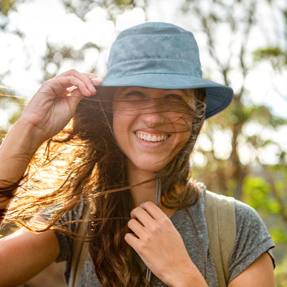 Sombrero de pescador Solar reciclado Repelente al agua de Sunday Afternoons - Azul
