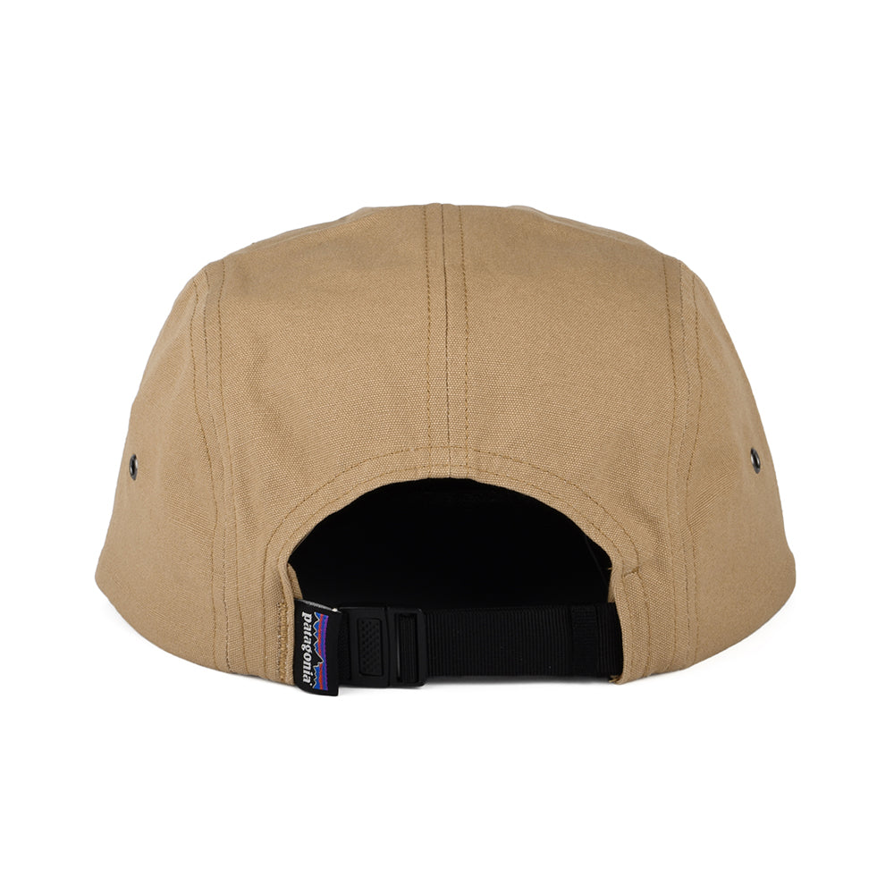 Gorra 5 paneles P-6 Label Maclure de algodón orgánico de Patagonia - Arena del Desierto