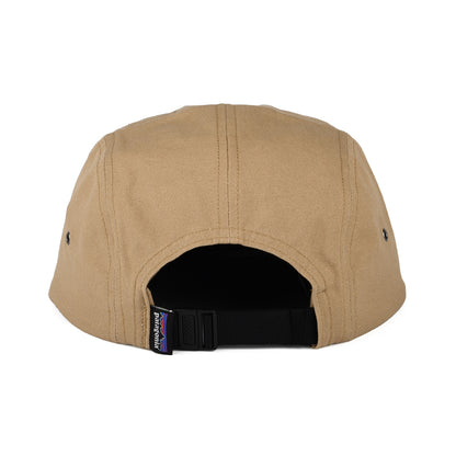 Gorra 5 paneles P-6 Label Maclure de algodón orgánico de Patagonia - Arena del Desierto