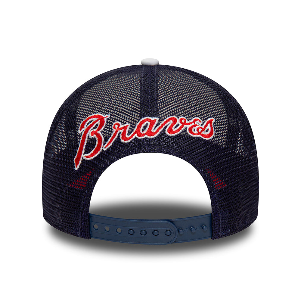 Gorra Trucker A-Frame MLB Logo Atlanta Braves de New Era - Blanco-Escarlata-Azul Marino