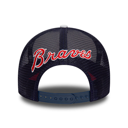 Gorra Trucker A-Frame MLB Logo Atlanta Braves de New Era - Blanco-Escarlata-Azul Marino