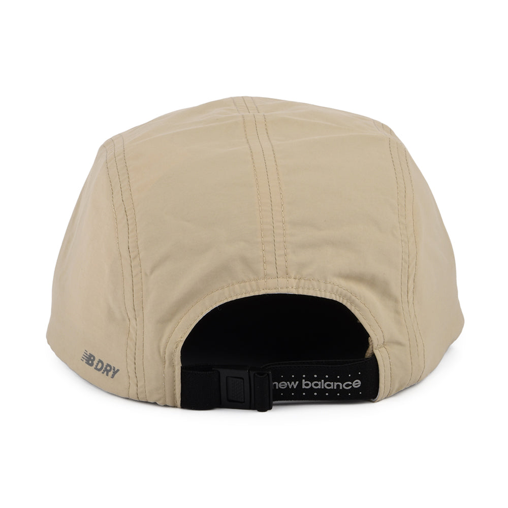 Gorra 5 paneles Everyday reciclado de New Balance - Beige