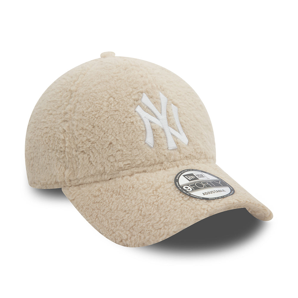 Gorra de béisbol 9FORTY MLB Borg New York Yankees de New Era - Piedra-Blanco