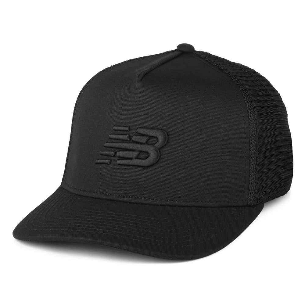 Gorra Trucker Sport Essentials de New Balance - Negro sobre Negro