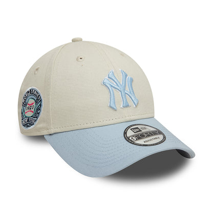 Gorra de béisbol 9FORTY - MLB World Series Patch New York Yankees de New Era - Blanco Marfil-Azul Claro
