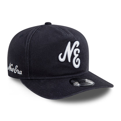 Gorra de béisbol Golfer - NE pre-curvada sin estructurar de algodón lavado de New Era - Azul Marino-Blanco