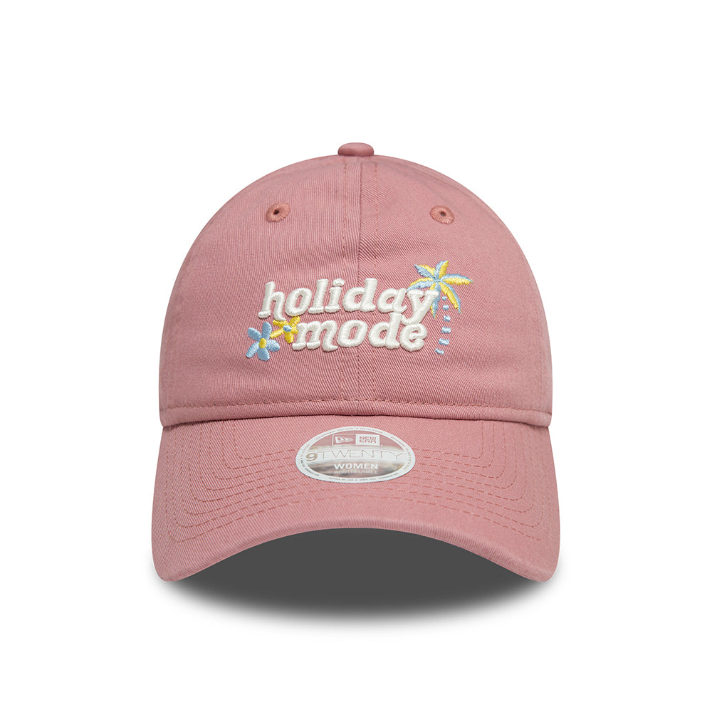Gorra de béisbol 9TWENTY - NE Phrase Holiday Mode de algodón orgánico para mujeres de New Era - Rosa Oscuro