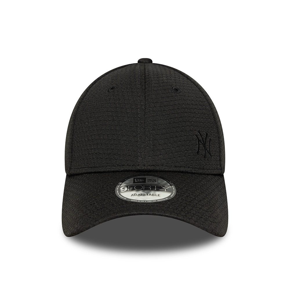 Gorra de béisbol 9FORTY - MLB Flawless Mesh New York Yankees de New Era - Negro sobre Negro