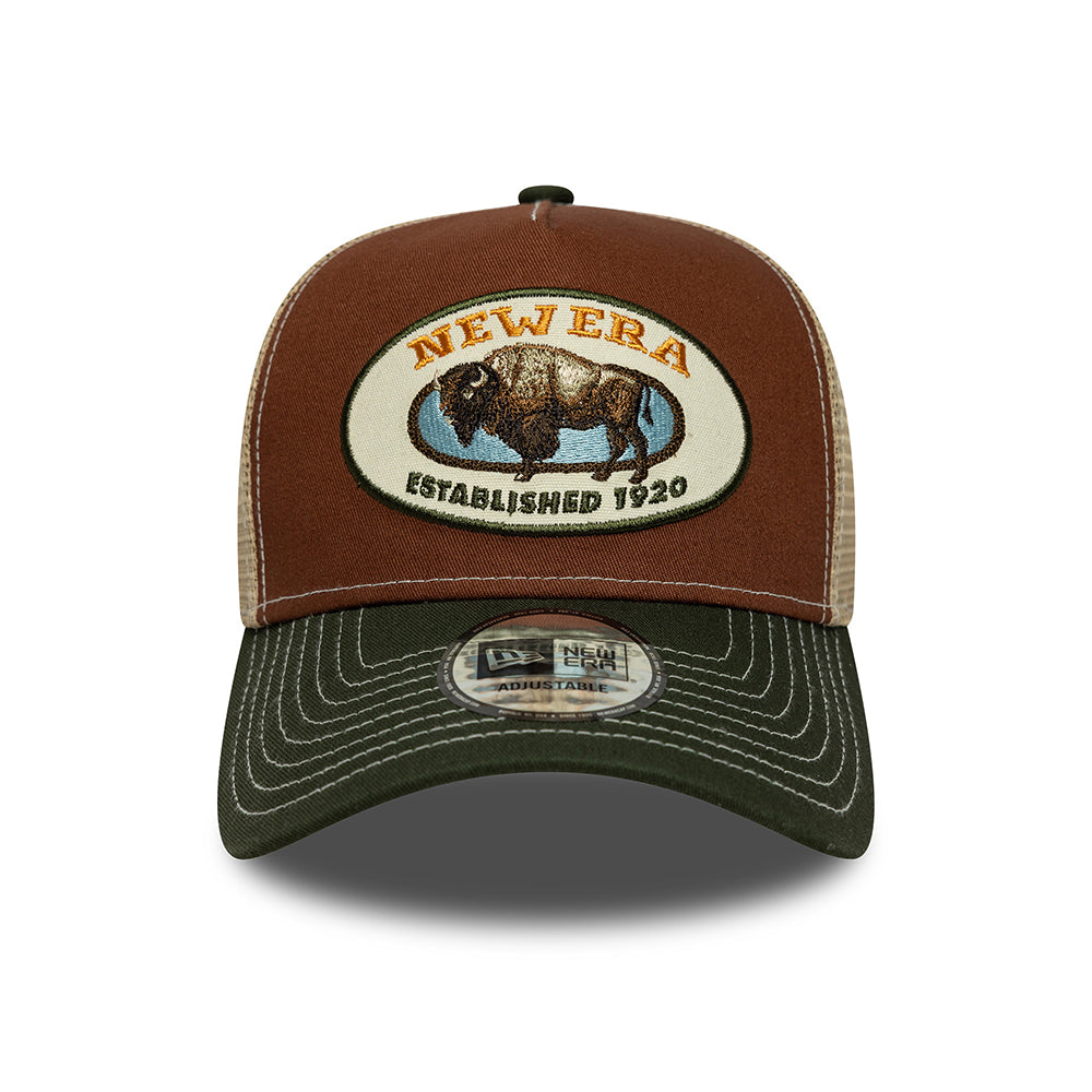 Gorra de camionero A-Frame Animal Patch Bisonte de New Era - Marrón-Verde Oliva-Arena