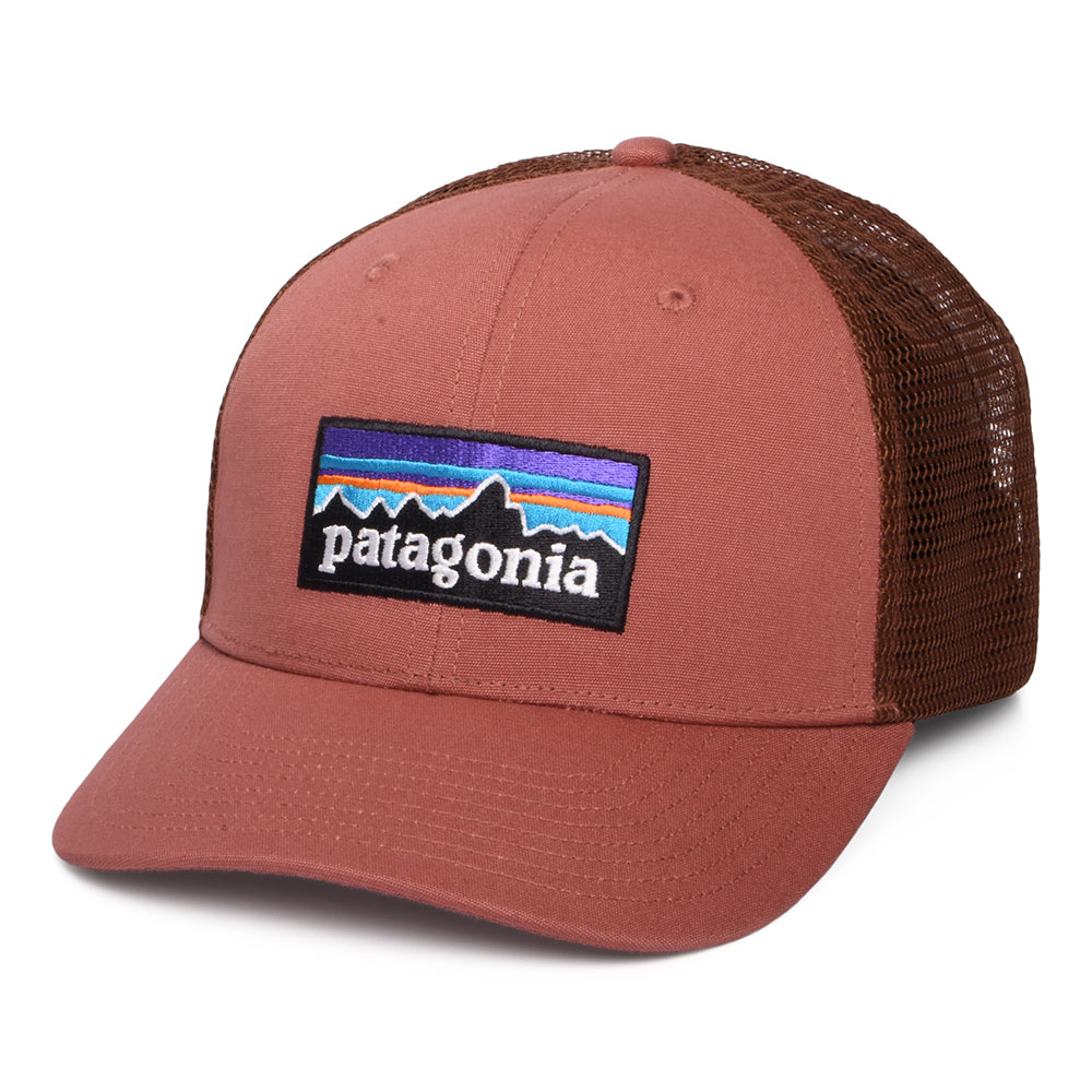 Gorra Trucker P-6 Logo de algodón orgánico de Patagonia - Arcilla