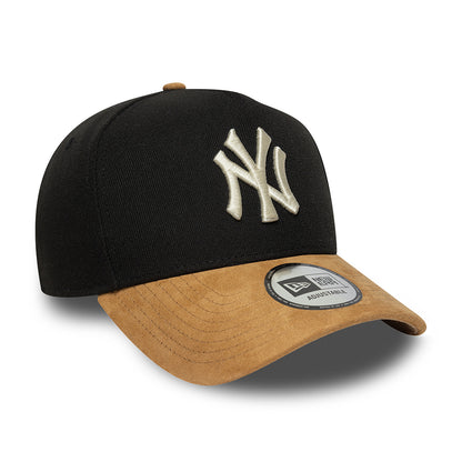 Gorra Snapback 9FORTY A-Frame MLB Suede Visor New York Yankees de New Era - Negro-Camel