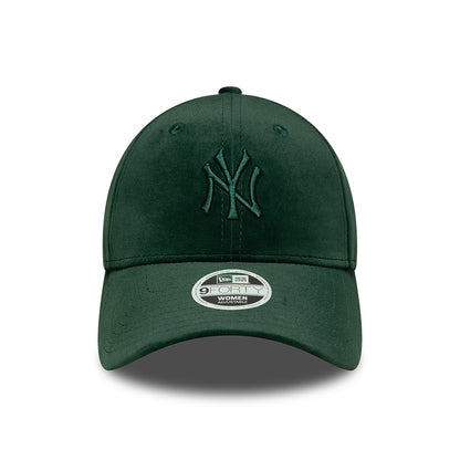 Gorra de béisbol 9FORTY MLB Velour Midi New York Yankees para mujeres de New Era - Verde Oscuro
