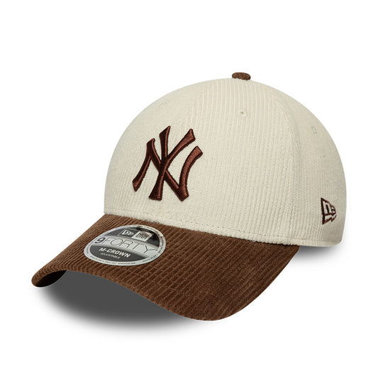 Gorra de béisbol 9FORTY M-Crown MLB Cord New York Yankees de New Era - Crema-Marrón Intenso