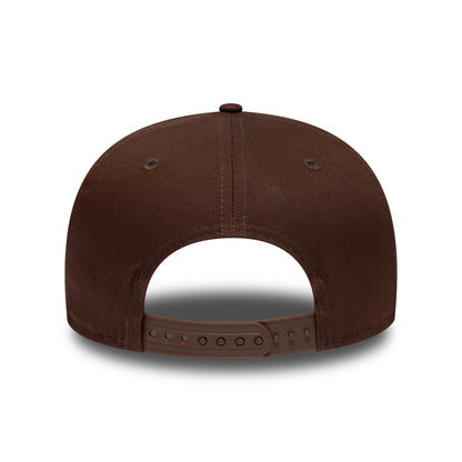Gorra Snapback 9FIFTY MLB League Essential New York Yankees de New Era - Chocolate-Blanco