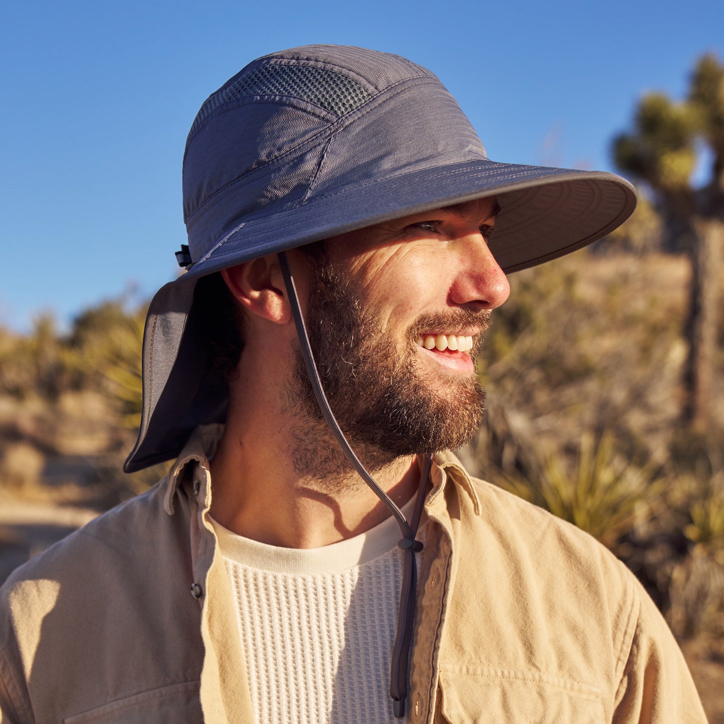Sombrero de Sol Ultra Adventure resistente al agua de Sunday Afternoons - Gris Oscuro