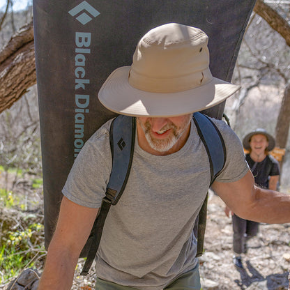 Sombrero de Sol Passport reciclado Repelente al agua de Sunday Afternoons - Marrón Claro