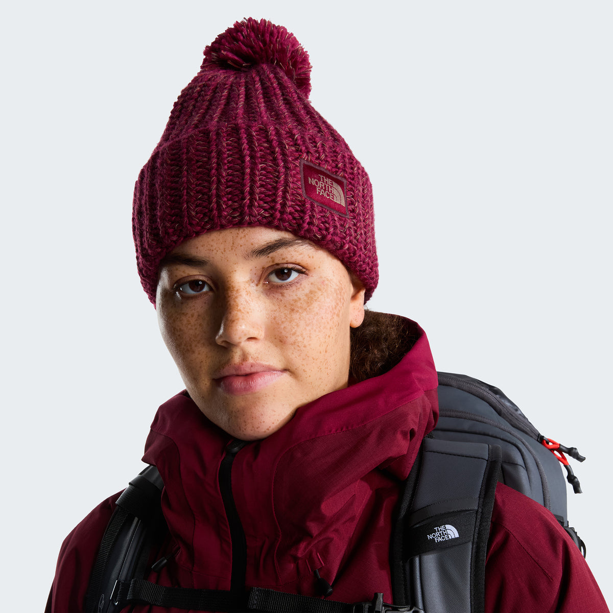 Gorro con pompón Cozy Chunky Cabin de The North Face - Burdeos