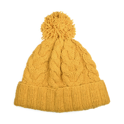 Gorro con pompón con vuelta de punto trenzado de Kusan - Mostaza