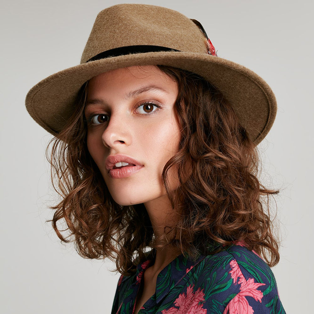 Sombrero Fedora de fieltro de lana ii con cinta de terciopelo de Joules - Camel