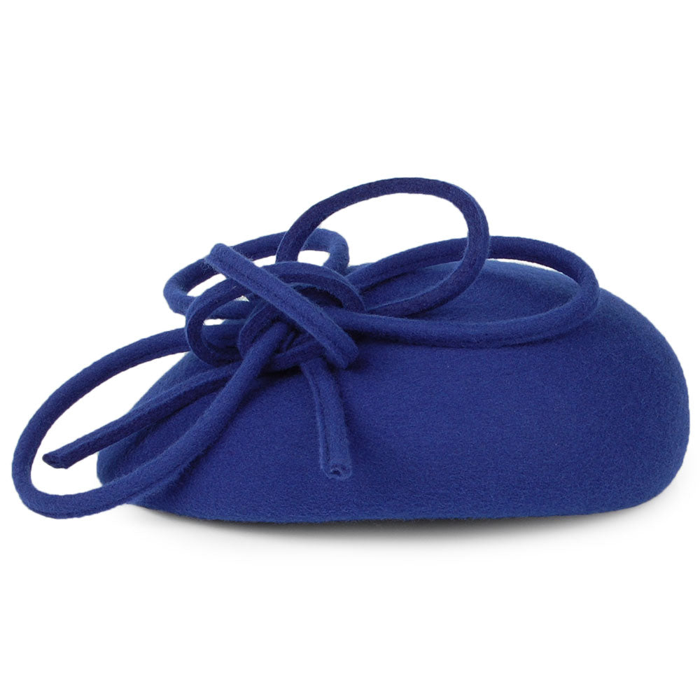 Sombrero Pillbox Rosey de lana con espiral de Whiteley - Azul Real