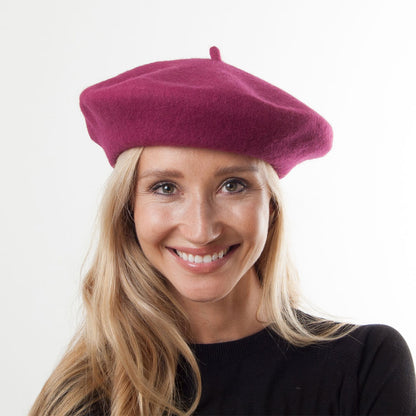 Boina Fashion de lana de Village Hats - Rojo Frambuesa