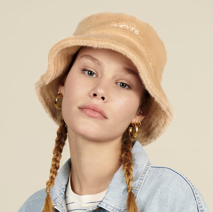 Sombrero de pescador Cozy de piel sintética de Levi's - Crema