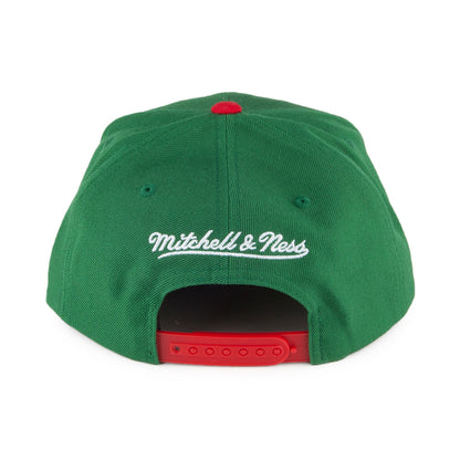 Gorra Snapback XL Logo 2 Tone Milwaukee Bucks de Mitchell & Ness - Verde-Rojo