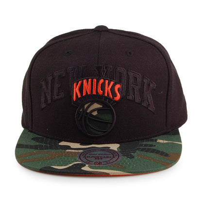Gorra Snapback Blind New York Knicks de Mitchell & Ness - Negro-Camuflaje
