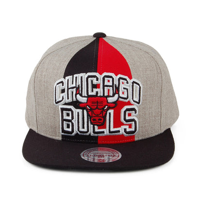 Gorra Snapback Equip Chicago Bulls de Mitchell & Ness - Gris