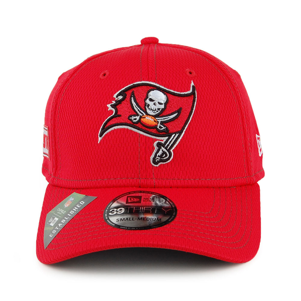 Gorra de béisbol 39THIRTY NFL Onfield Road Tampa Bay Buccaneers de New Era - Rojo