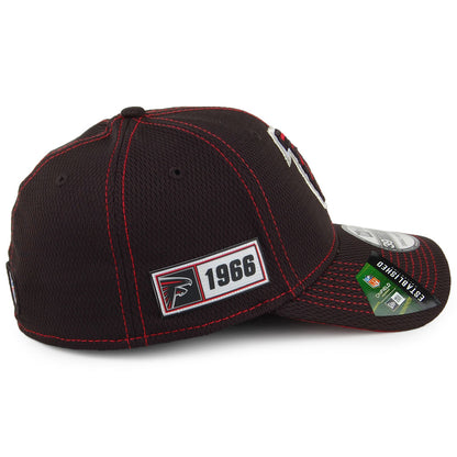 Gorra de béisbol 39THIRTY NFL Onfield Road Atlanta Falcons de New Era - Negro