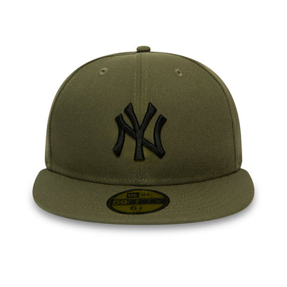 Gorra de béisbol 59FIFTY League Essential New York Yankees de New Era - Verde Oliva-Negro