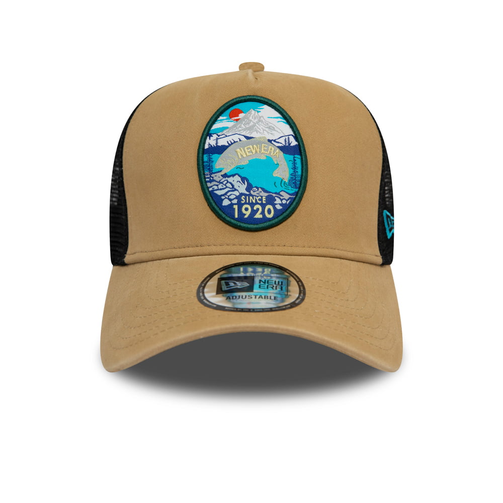 Gorra Trucker Outdoors A-Frame de New Era - Piedra