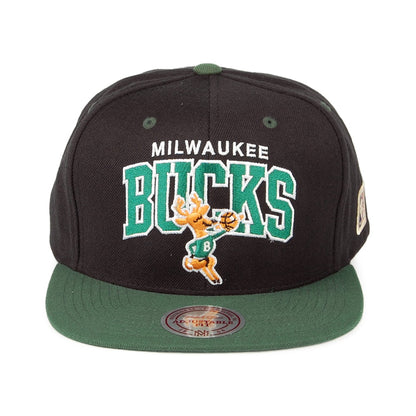 Gorra Snapback NBA Arch 2 Tone Milwaukee Bucks de Mitchell & Ness - Negro-Verde