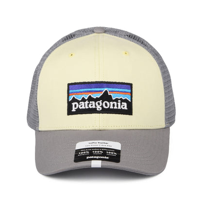 Gorra Trucker P-6 Logo LoPro de algodón orgánico de Patagonia - Amarillo Claro-Azul Claro