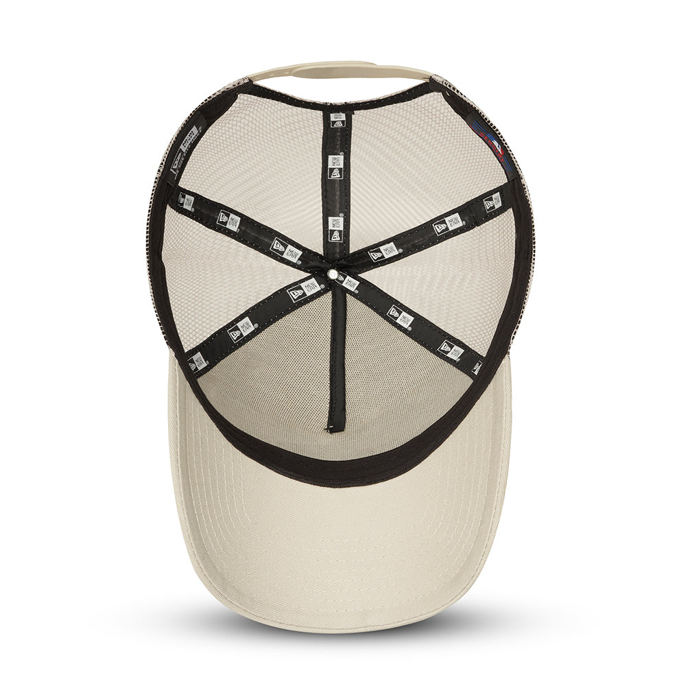 Gorra Trucker 9FORTY A-Frame Heritage Patch de New Era - Piedra