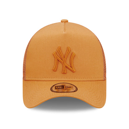 Gorra Trucker 9FORTY A-Frame MLB Tonal Mesh New York Yankees de New Era - Naranja