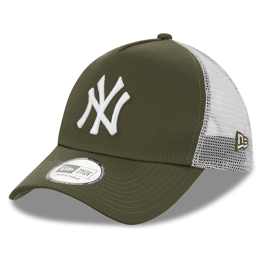 Gorra Trucker 9FORTY A-Frame MLB League Essential New York Yankees de New Era - Oliva-Blanco