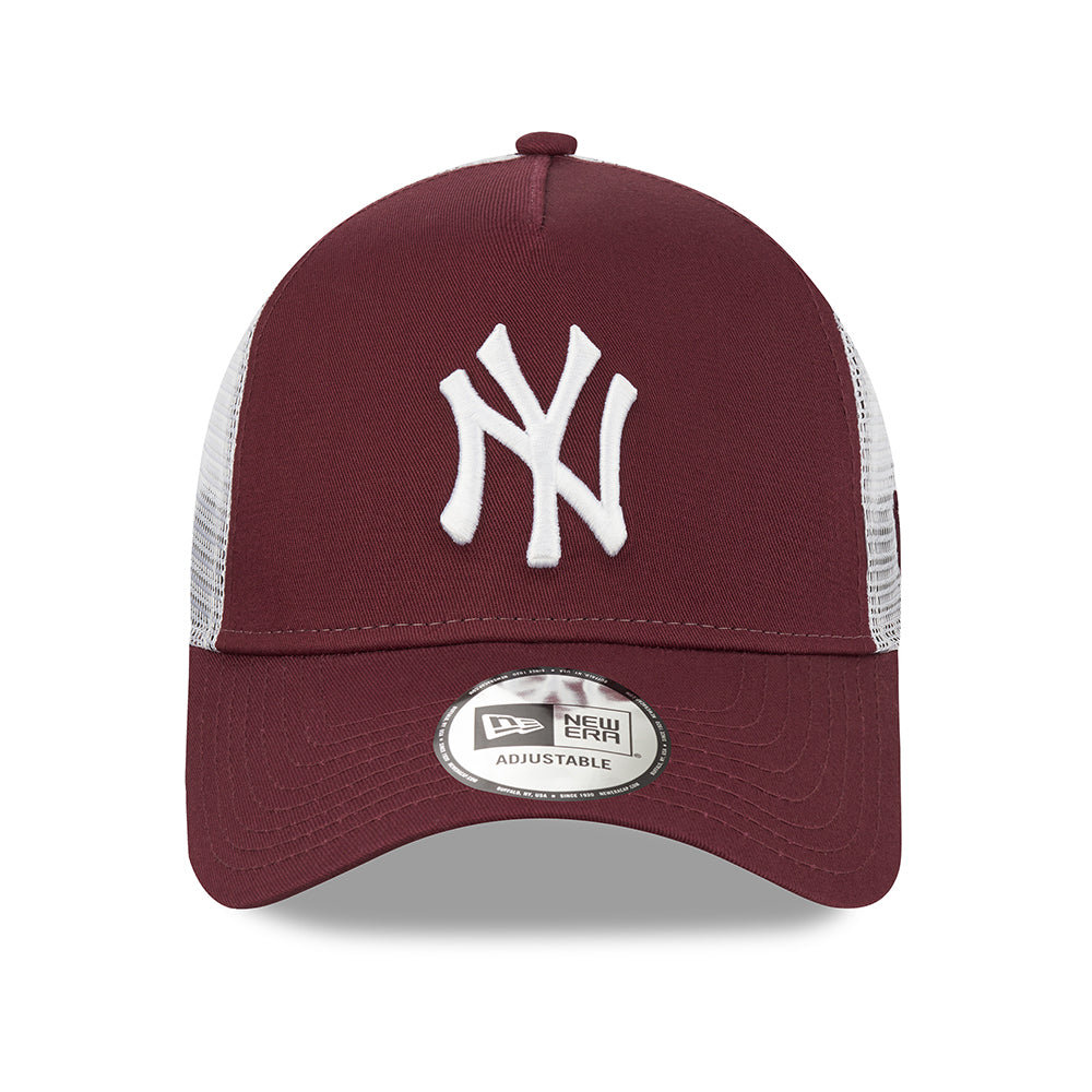 Gorra Trucker 9FORTY A-Frame MLB League Essential New York Yankees de New Era - Granate-Blanco