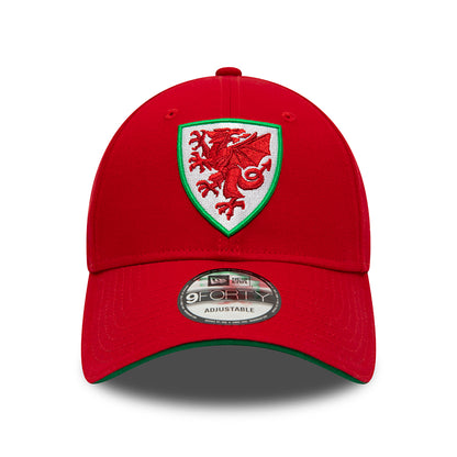 Gorra de béisbol 9FORTY Core Football Association of Wales de New Era - Escarlata-Verde