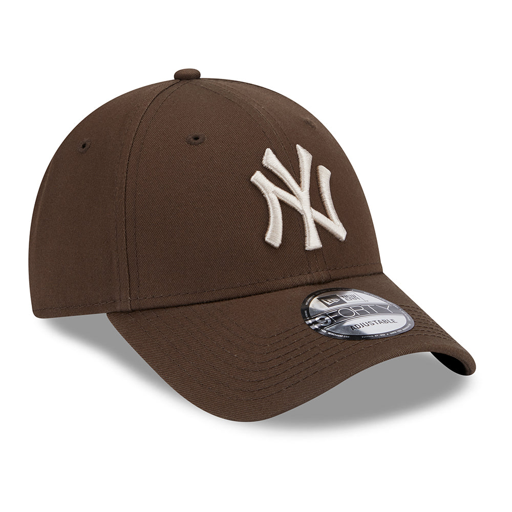 Gorra de béisbol 9FORTY MLB League Essential New York Yankees de New Era - Marrón-Piedra