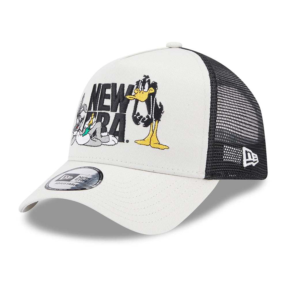 Gorra Trucker A-Frame Looney Tunes Bugs Bunny & Daffy Duck de New Era - Piedra-Negro